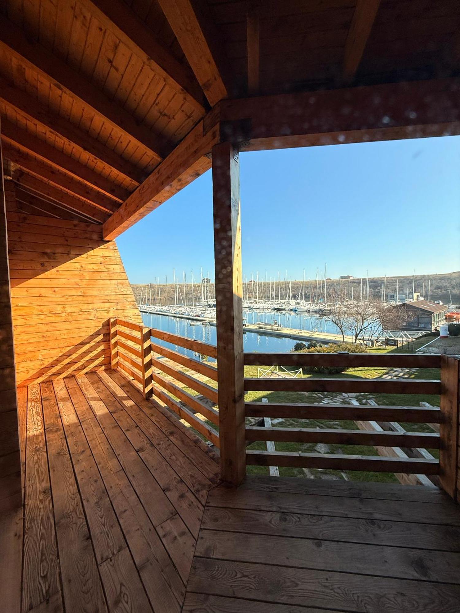 Lifeharbour Limanu Hotell Eksteriør bilde